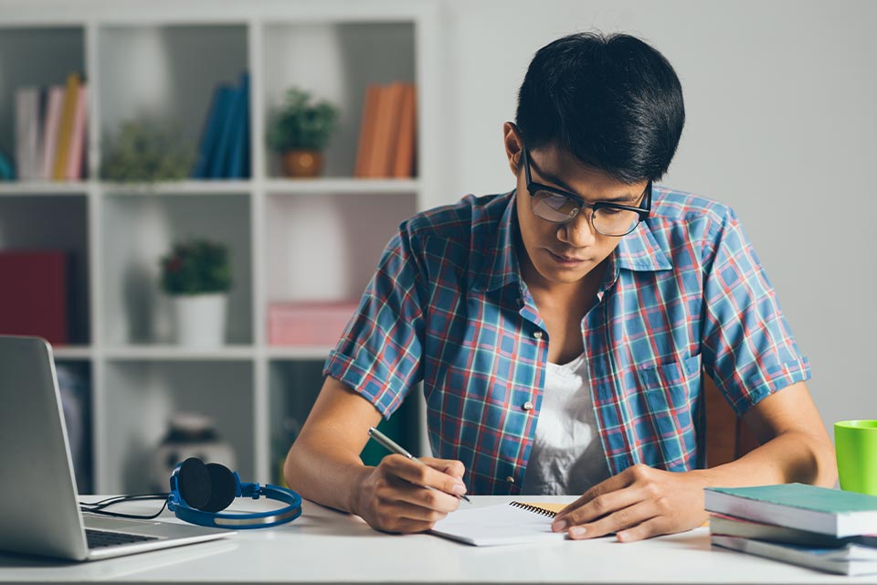 Construyendo hábitos de estudio y de vida